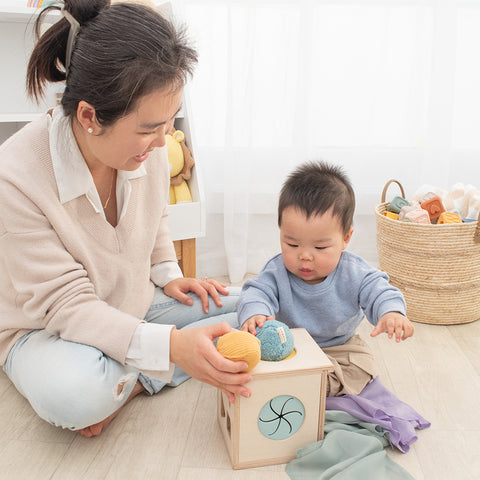 4-in-1 Sensory Cube - Living Textiles