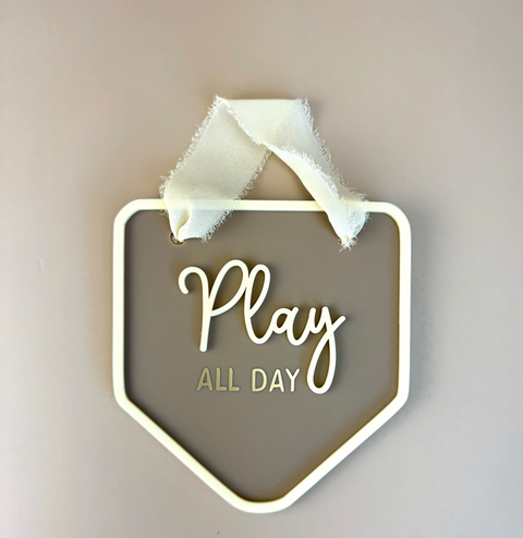 Decor Wall Banner - Play all day - Luma Light