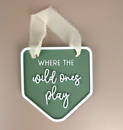 Decor Wall Banner - Where the wild ones play - Luma Light