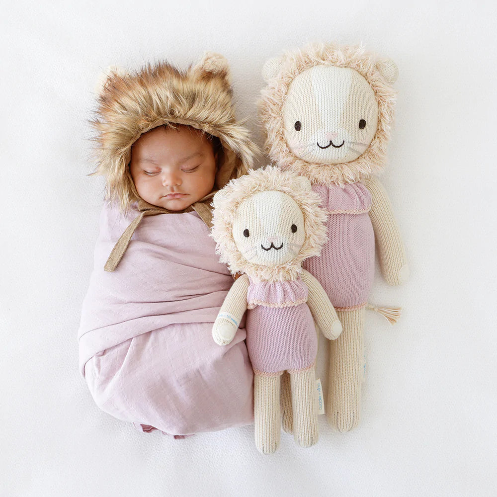 Savannah the Lion - Cuddle & Kind